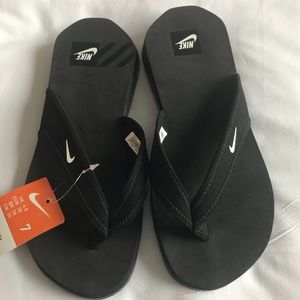 womens nike celso south beach flip flops